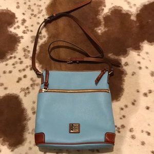 Dooney and bourke purse